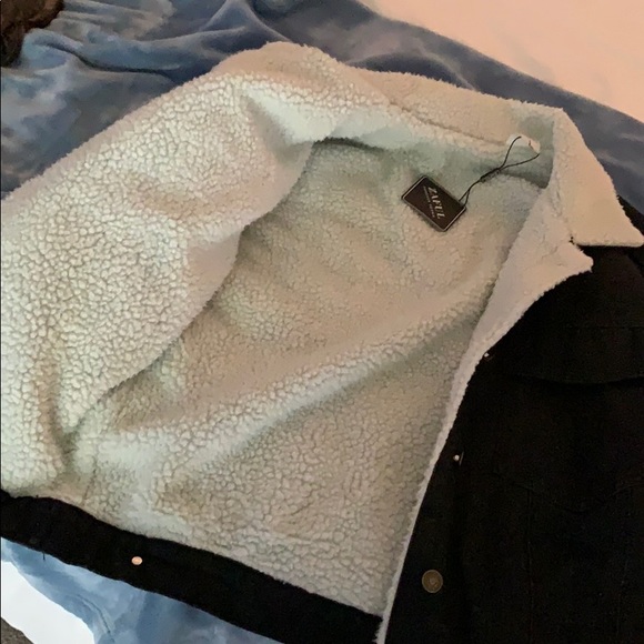 black jean jacket - Picture 2 of 4